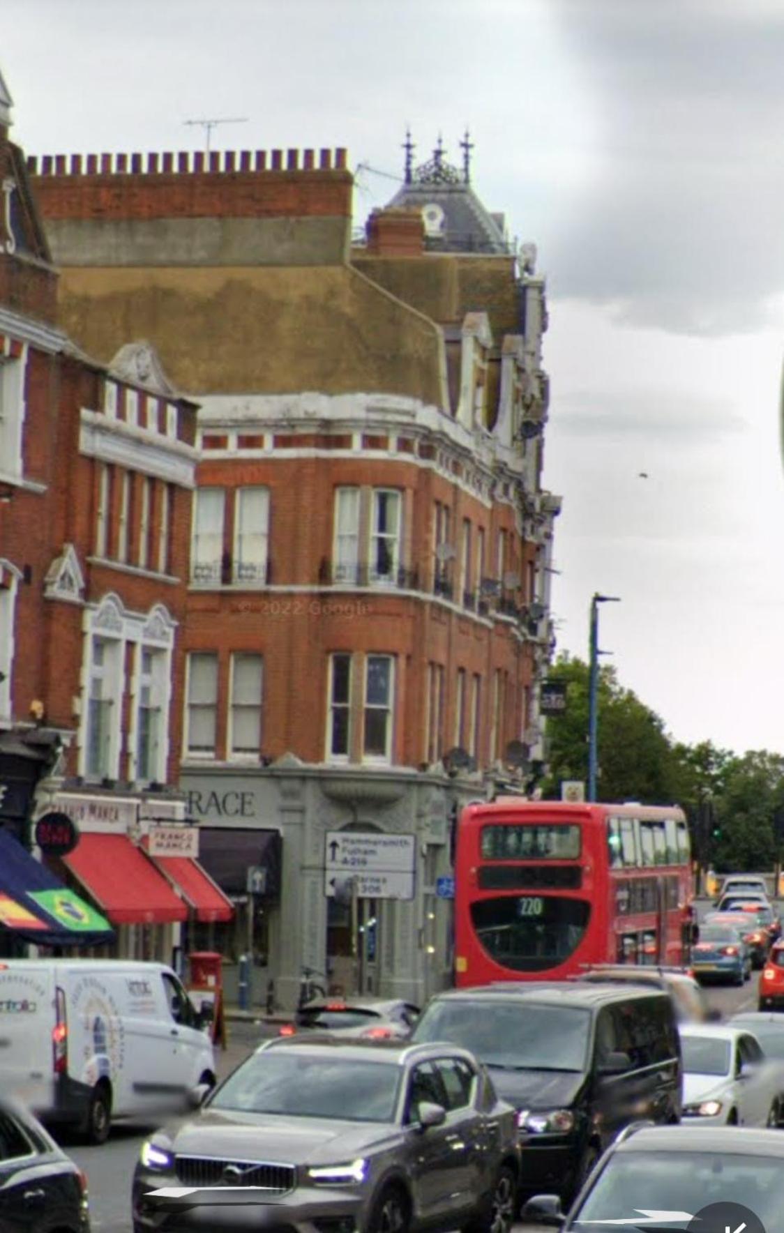 Comfy Double Bedroom With A Private Toilet London Exterior photo